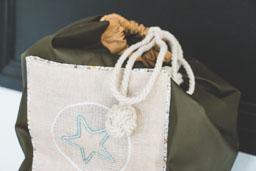 Baluchon artisanal brodé main