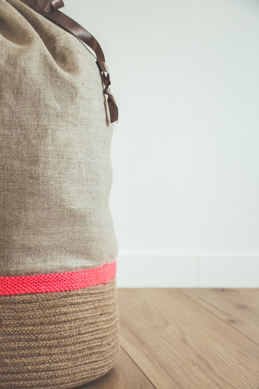 baluchon brodé main en corde et tissu