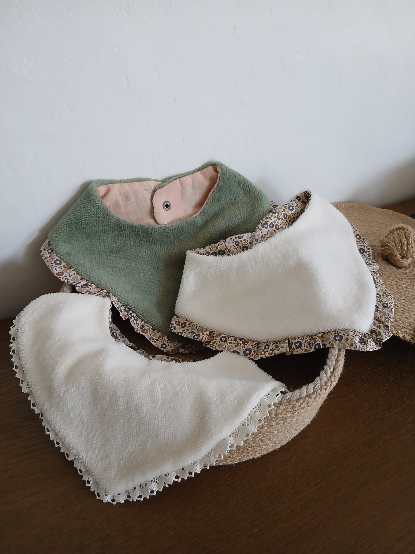 Bavoirs — L'Essentiel en Douceur