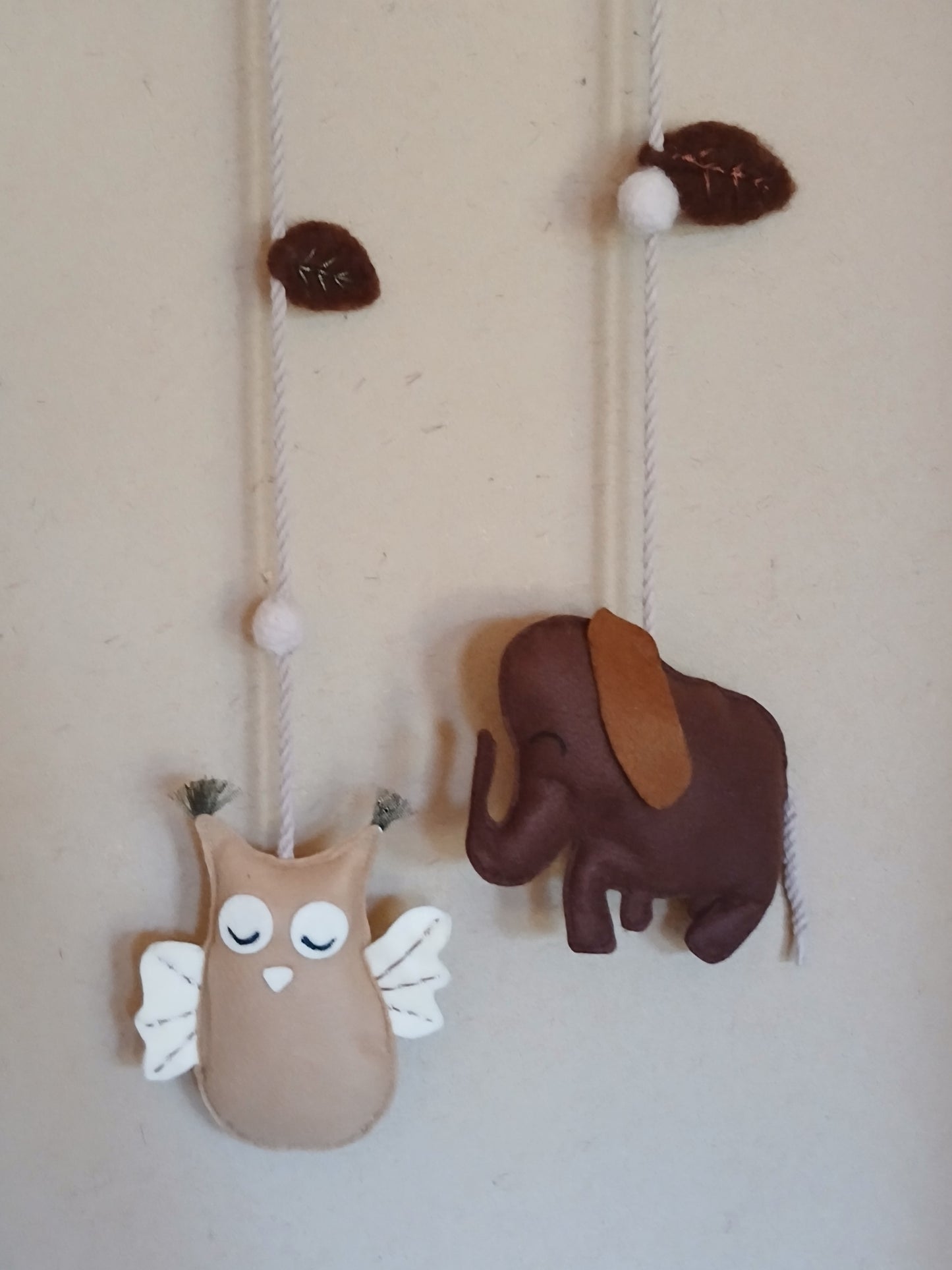 Mobile Mural Bébé Feutrine - Édition Artisanale