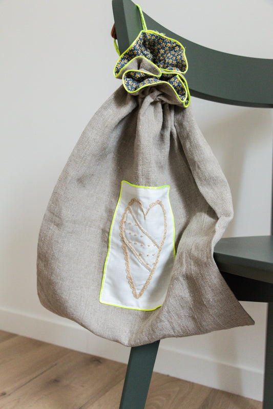 sac en lin brodé main